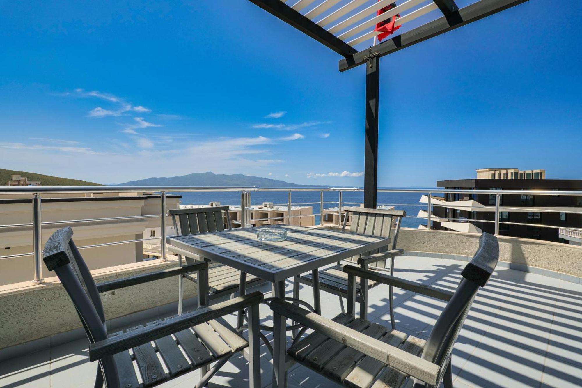 Hotel Blue Sky Sarandë Exteriér fotografie