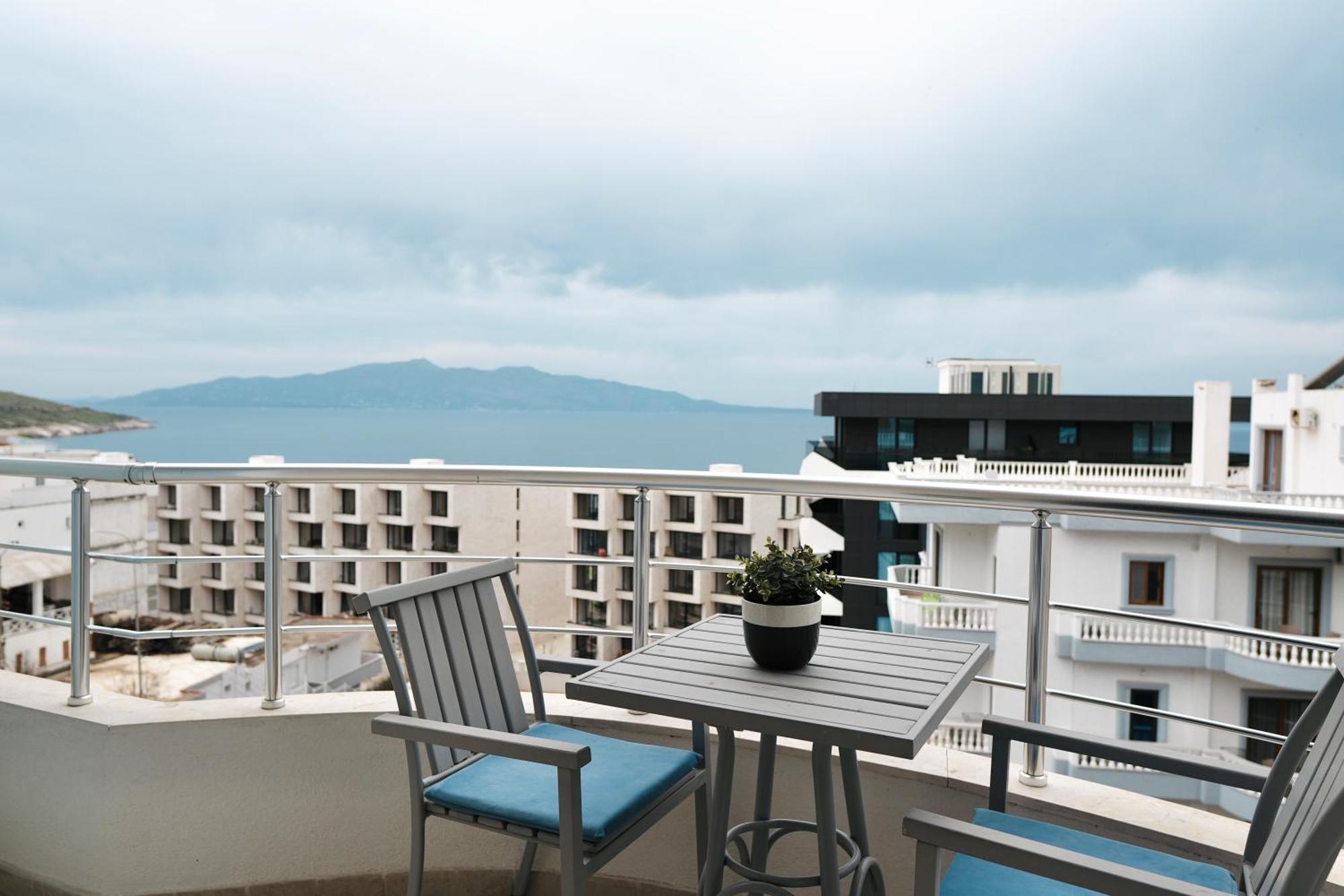 Hotel Blue Sky Sarandë Exteriér fotografie